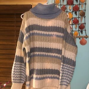 Forever21 turtle neck sweater